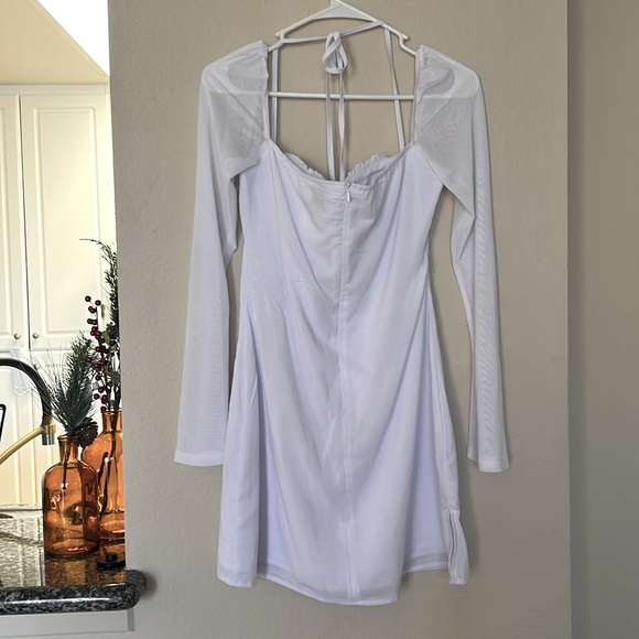 Dyer White Sheer Sleeve Mini Dress D07 - Picture 10 of 12